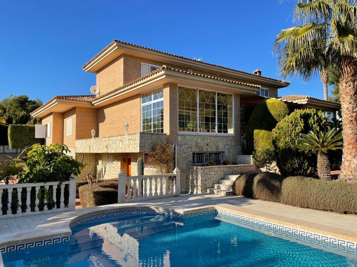Villa El Paso La Nucia Luaran gambar